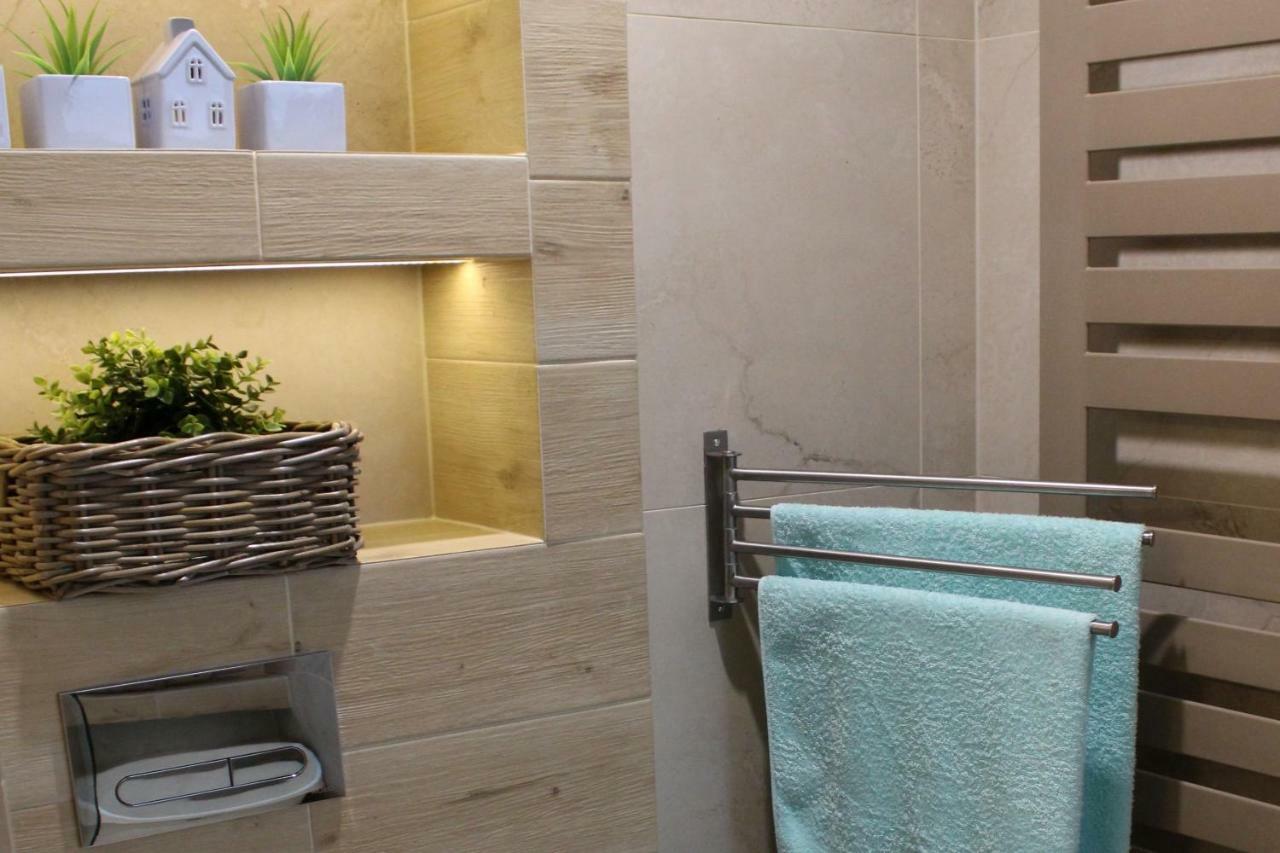 Apartament Comfort トシェンサチ エクステリア 写真